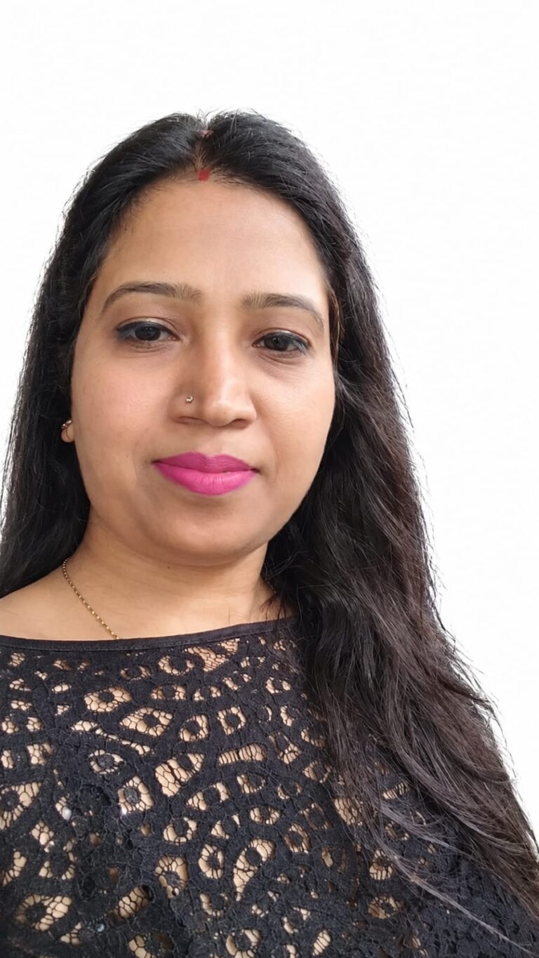 poonam daksh coach